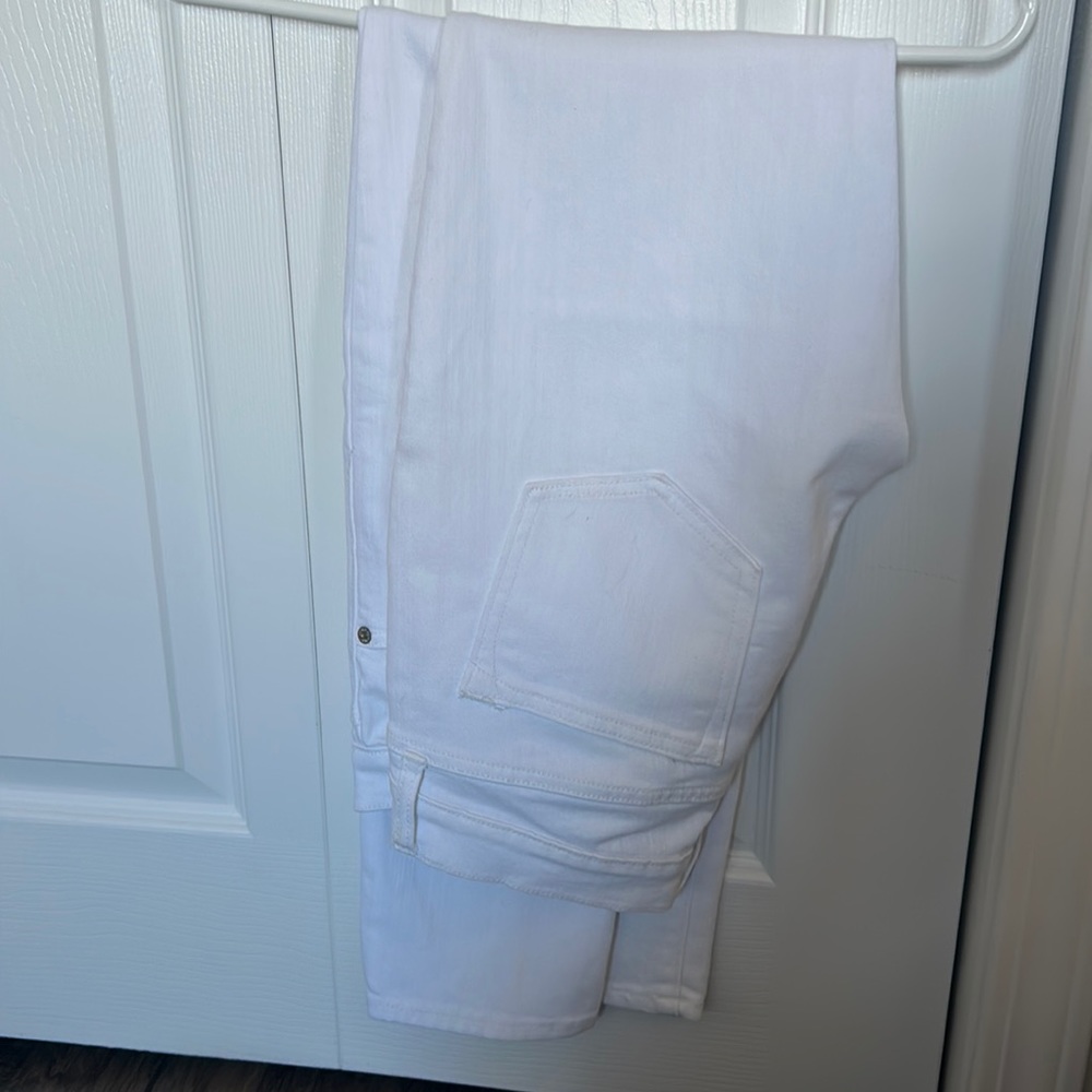 Old Navy White Skinny Jeans
